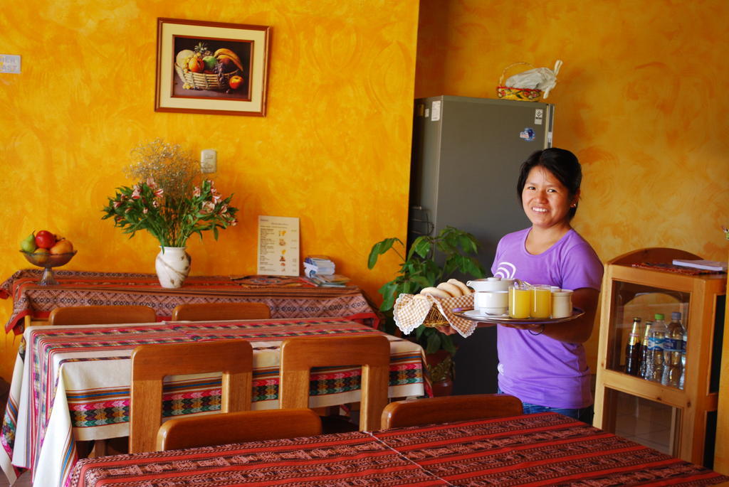 Morales Guest House อัวรัซ ภายนอก รูปภาพ