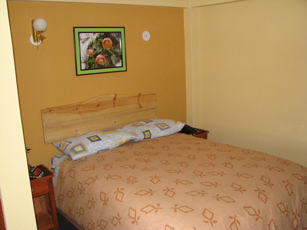 Morales Guest House อัวรัซ ภายนอก รูปภาพ